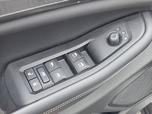 Certified 2024 Jeep Grand Cherokee Altitude AWD/4WD image 30