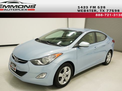 Used 2012 Hyundai Elantra GLS w/ Preferred Pkg 3 FWD image 1