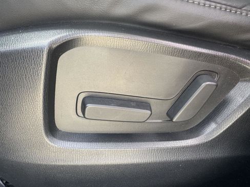 Used 2021 MAZDA CX-5 Touring image 8