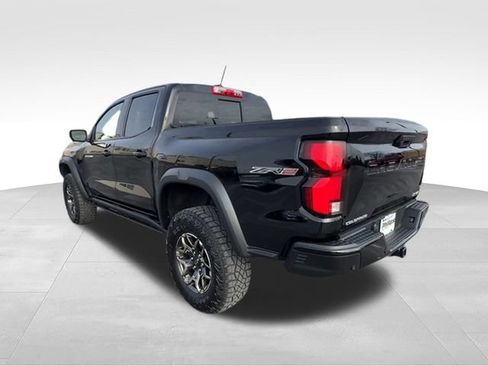 Used 2024 Chevrolet Colorado ZR2 w/ Technology Package AWD/4WD image 6
