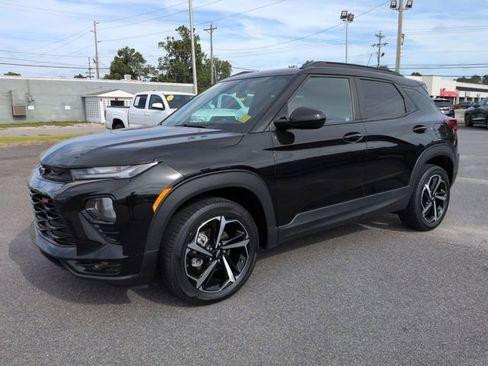 Certified 2023 Chevrolet TrailBlazer RS w/ Convenience Package AWD/4WD image 1