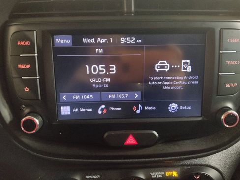 Used 2022 Kia Soul LX w/ Technology Package image 25