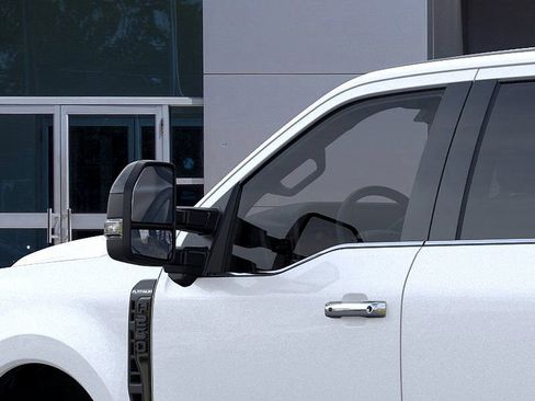 New 2025 Ford F250 Platinum image 20