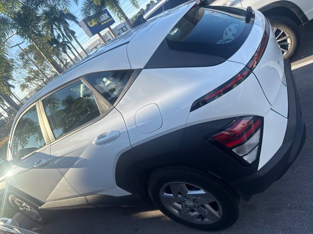 Used 2025 Hyundai Kona SE FWD image 8