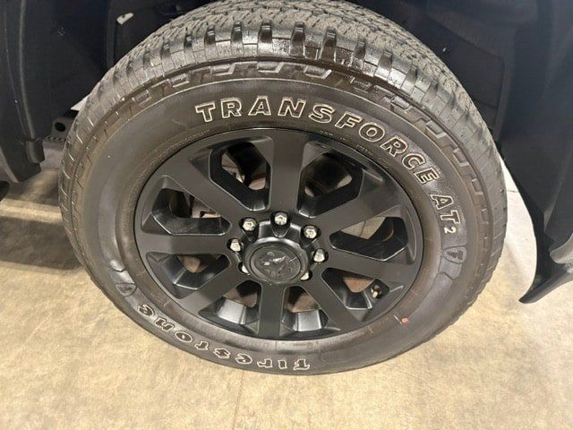 Used 2024 RAM 2500 Big Horn w/ Night Edition AWD/4WD image 4