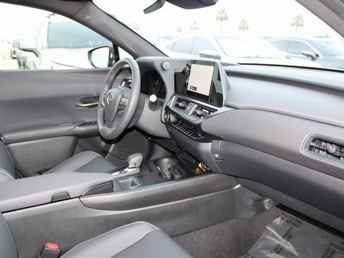 Certified 2025 Lexus UX 300h FWD image 5