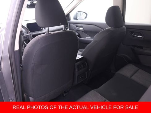 Used 2025 Nissan Rogue SV FWD image 10