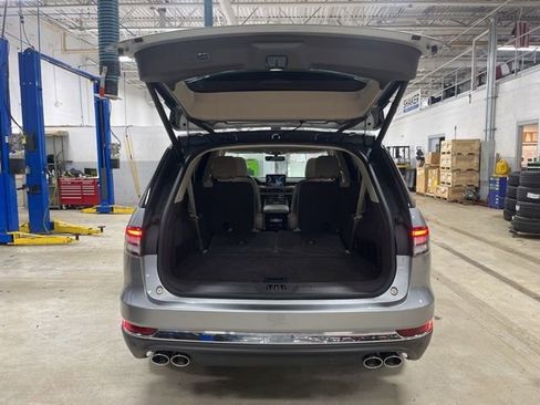 Certified 2023 Lincoln Aviator Reserve w/ Elements Package Plus AWD/4WD image 9