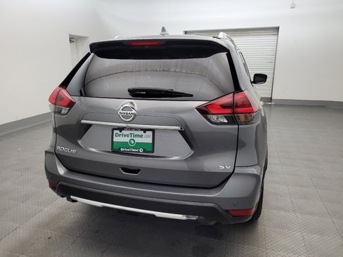 Used 2019 Nissan Rogue SV FWD image 7