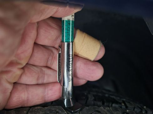 Used 2018 Toyota Camry LE image 43