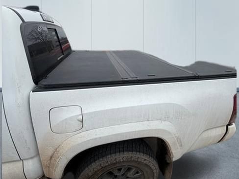 Used 2023 Toyota Tacoma SR5 w/ Technology Package image 3