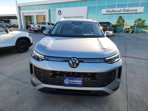 New 2026 Volkswagen Tiguan S image 2