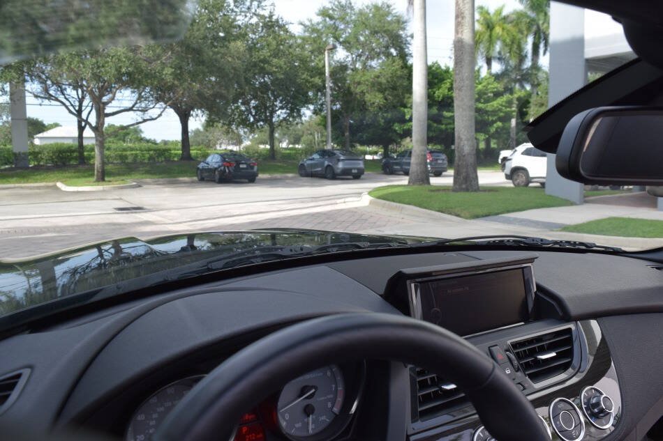 Used 2014 BMW Z4 sDrive35is RWD image 70