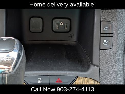 Used 2019 GMC Acadia Denali w/ Technology Package FWD image 20