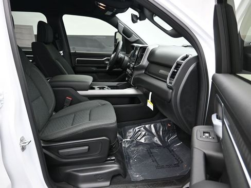 New 2025 RAM 1500 Big Horn image 25