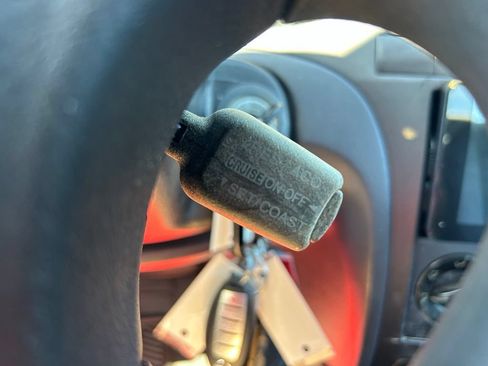 Used 2002 Hyundai Elantra GLS FWD image 21