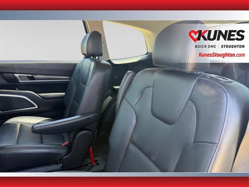 Used 2021 Kia Telluride S AWD/4WD image 36