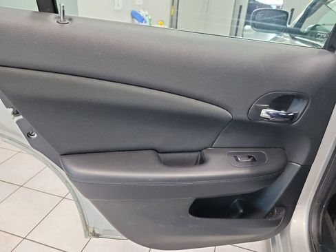 Used 2012 Chrysler 200 Touring w/ Cold Weather Group FWD image 22