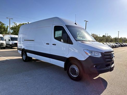New 2026 Mercedes-Benz Sprinter 3500 image 6