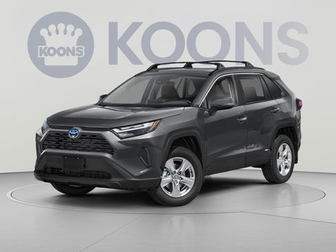 Used 2025 Toyota RAV4 XLE AWD/4WD image 1