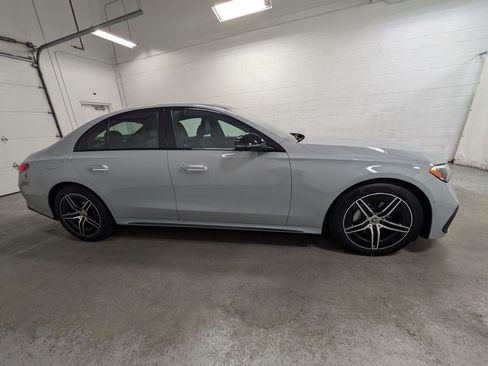 Used 2024 Mercedes-Benz E 350 4MATIC Sedan image 3