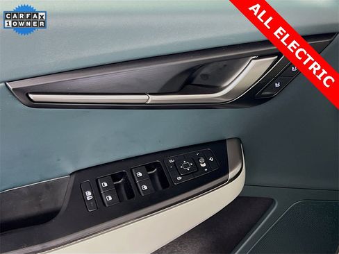 Certified 2025 Kia EV6 Wind image 19