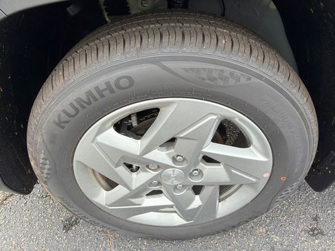 New 2026 Hyundai Kona SE FWD image 11
