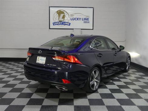 Used 2017 Lexus IS 300 AWD w/ Premium Package image 10