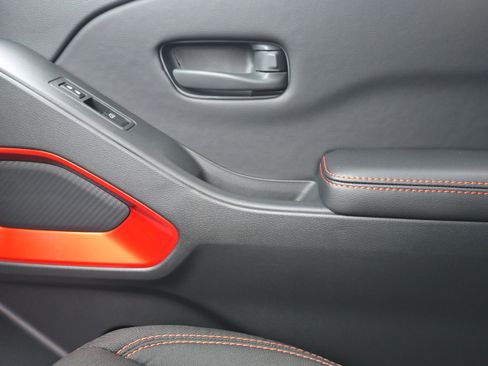 New 2026 Nissan Frontier PRO-4X w/ Pro-4x Convenience Package image 31