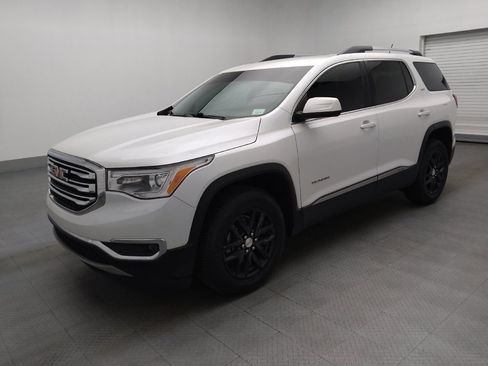 Used 2018 GMC Acadia SLT image 2