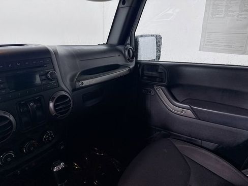 Used 2015 Jeep Wrangler Sport w/ Quick Order Package 24S image 19