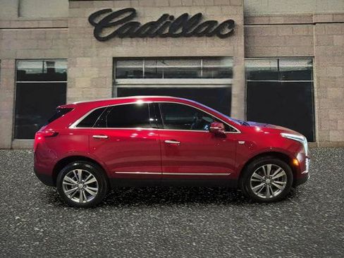 Certified 2024 Cadillac XT5 Premium Luxury AWD/4WD image 6