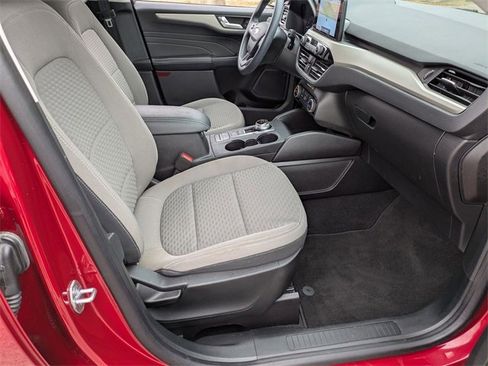 Used 2021 Ford Escape SE w/ SE Sport Appearance Package image 33