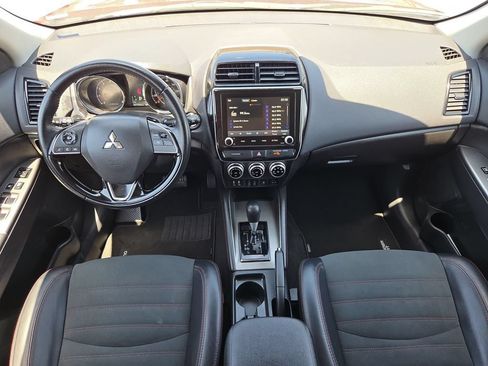 Used 2025 Mitsubishi Outlander Sport SE AWD/4WD image 19