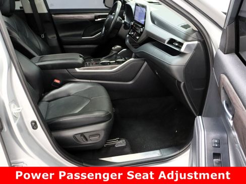 Used 2022 Toyota Highlander Platinum image 43