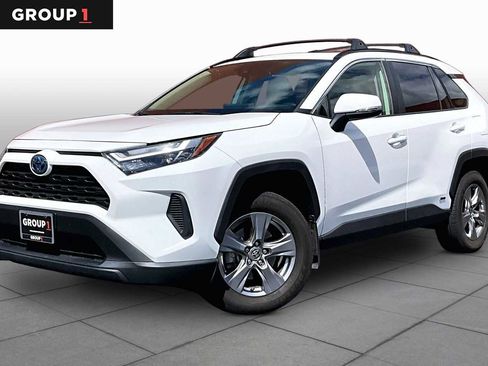 Used 2024 Toyota RAV4 XLE w/ Convenience Package AWD/4WD image 1