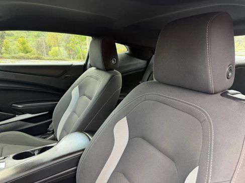 Used 2018 Chevrolet Camaro LT image 13