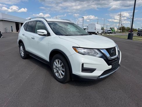Used 2020 Nissan Rogue S FWD image 3