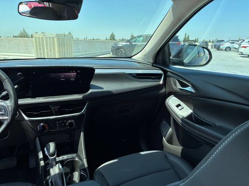 Used 2026 Buick Encore GX Preferred FWD image 34