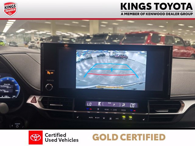 Certified 2025 Toyota Sienna XLE Woodland Edition AWD/4WD image 16