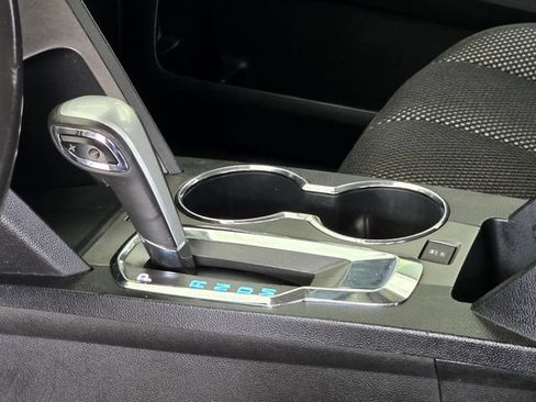 Used 2011 Chevrolet Equinox LT w/ LPO, Protection Package FWD image 17