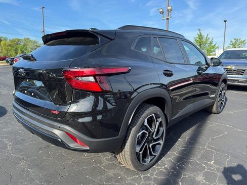 New 2026 Chevrolet Trax RS FWD image 3