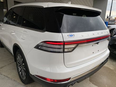 Used 2021 Lincoln Aviator Reserve w/ Equipment Group 201A image 6