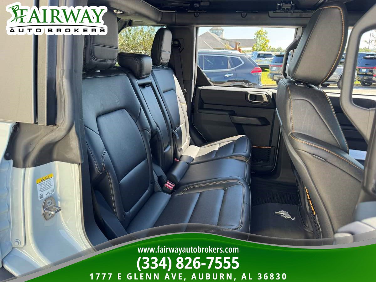 Used 2024 Ford Bronco Badlands AWD/4WD image 13