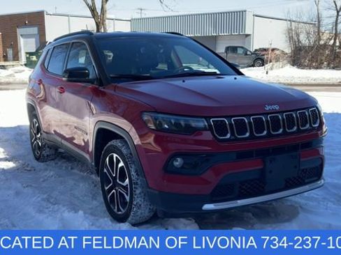 Used 2024 Jeep Compass Limited image 2