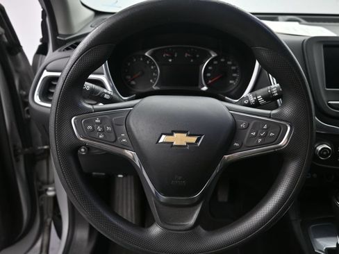 Used 2021 Chevrolet Equinox LT FWD image 13