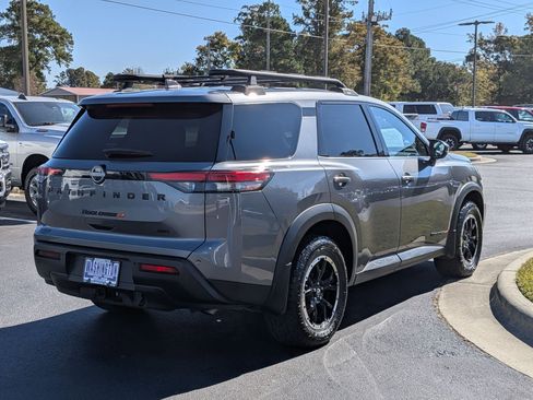 Used 2024 Nissan Pathfinder Rock Creek image 5