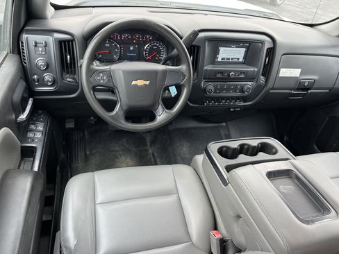 Used 2018 Chevrolet Silverado 1500 W/T image 11