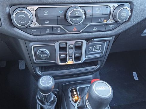 New 2026 Jeep Gladiator Sport image 10