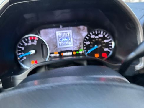 Used 2017 Ford F250 Lariat w/ Lariat Value Package image 36